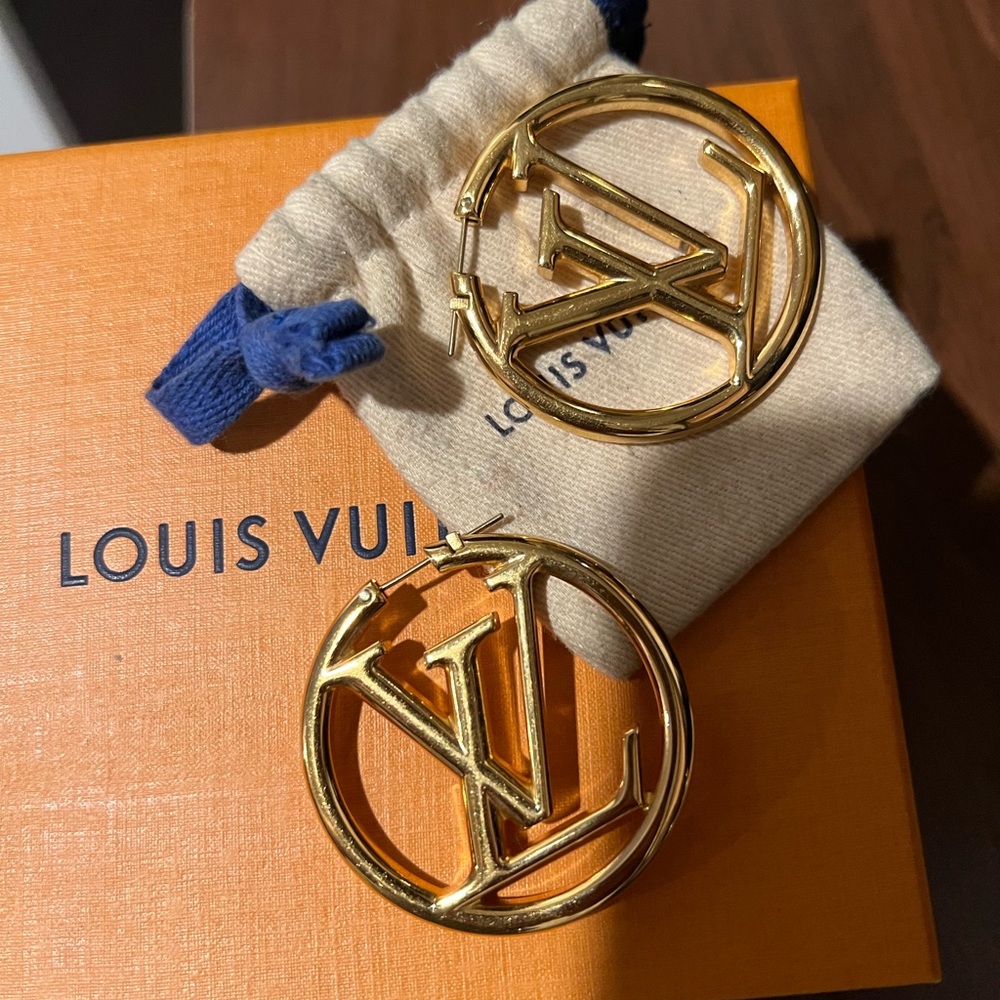 LV LOUISE HOOP GM EARRINGS
